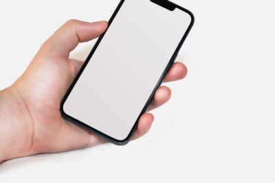 iPhone sous haute tension : des outils de piratage sophistiqués et de plus en plus répandus inquiètent