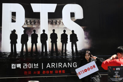 BTS, la K-Pop reine est de retour : “Arirang” marque la fin d’une ère et le début d’une nouvelle symphonie