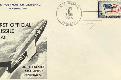 Quand les missiles faisaient office de facteur : l’incroyable histoire du courrier tiré au canon